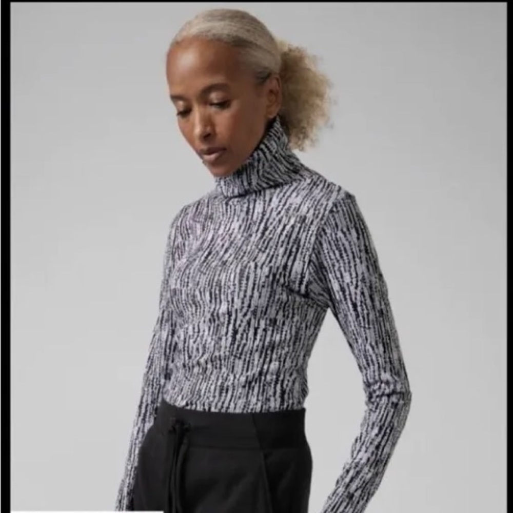 Athleta turtleneck